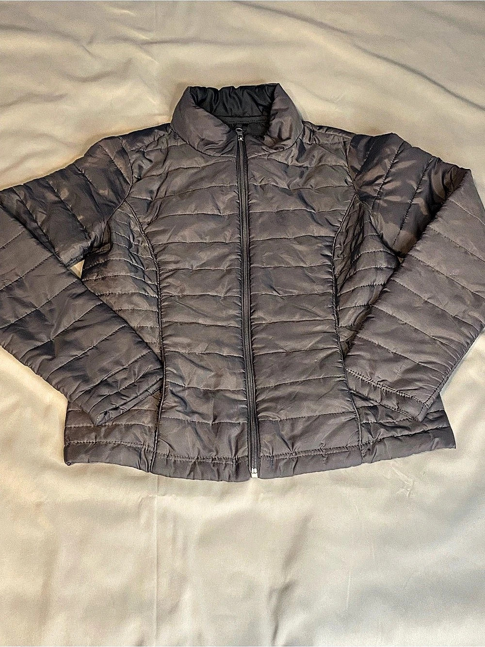 Womans Miss London Black Label Quilted Puffer Jacket in Gray Size Medium